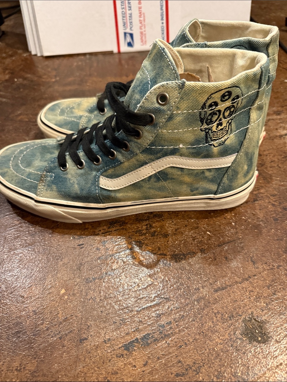 Vans SK8-HI tapered Blue Tie-Dye High-Top Sneakers with Skull Graphic Size 11.5
